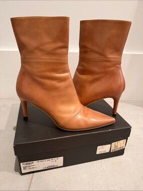GUCCI Booties 7.5 CAMEL Boots 37 37.5